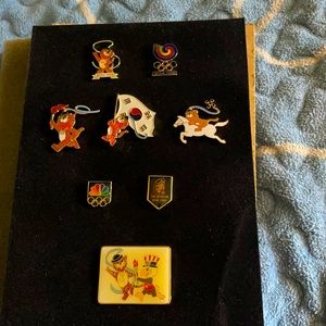 1988 Seoul Olympiad pins